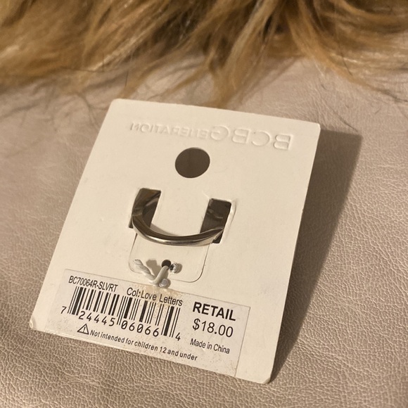 BCBGENERATION glasses ring size 7 silver color #329 - Picture 3 of 4